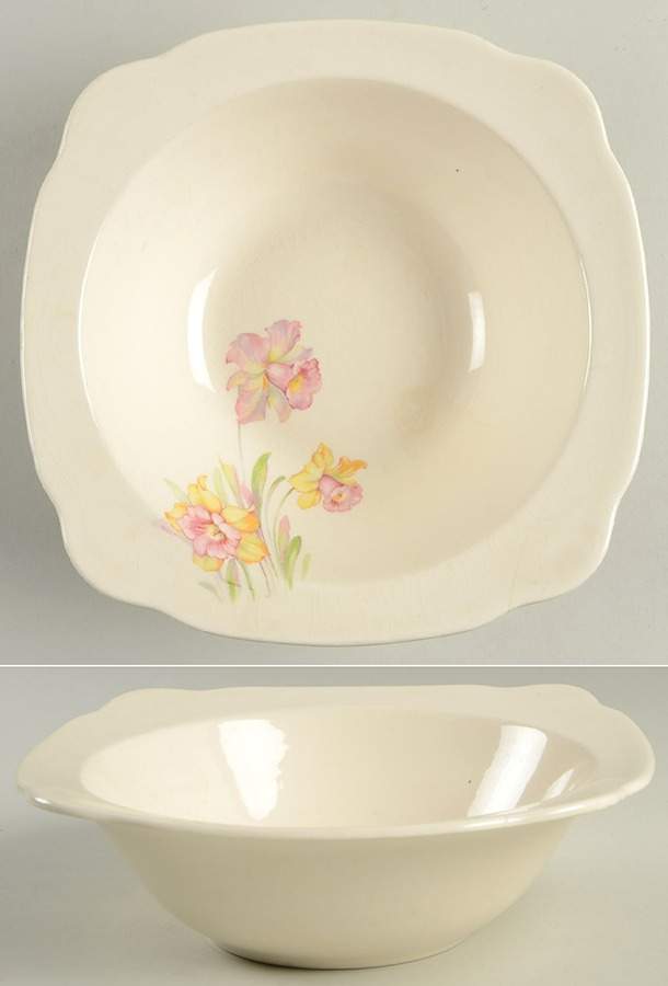 Jonquil (Scalloped, No Trim) Square Vegetable Bowl by Paden City-1