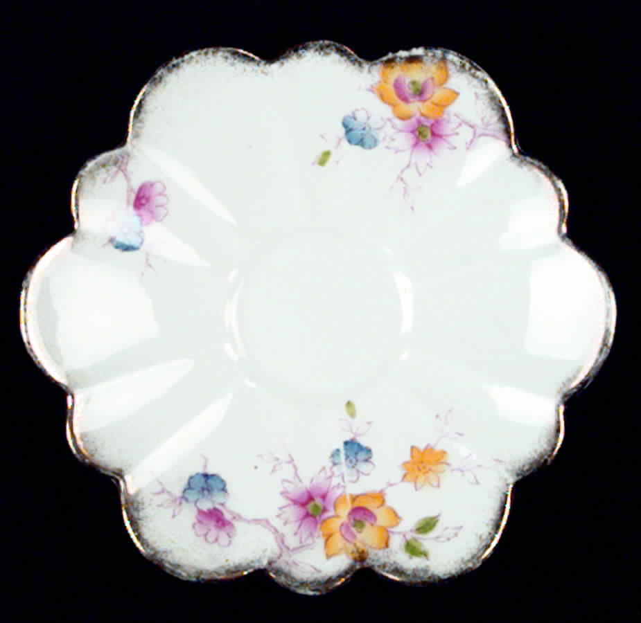 Blackthorn Saucer by Paragon-1