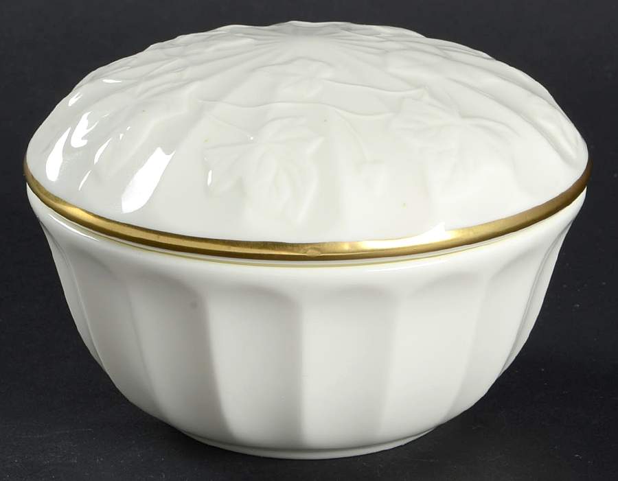 Sherwood Round Box & Lid by Pfaltzgraff-1