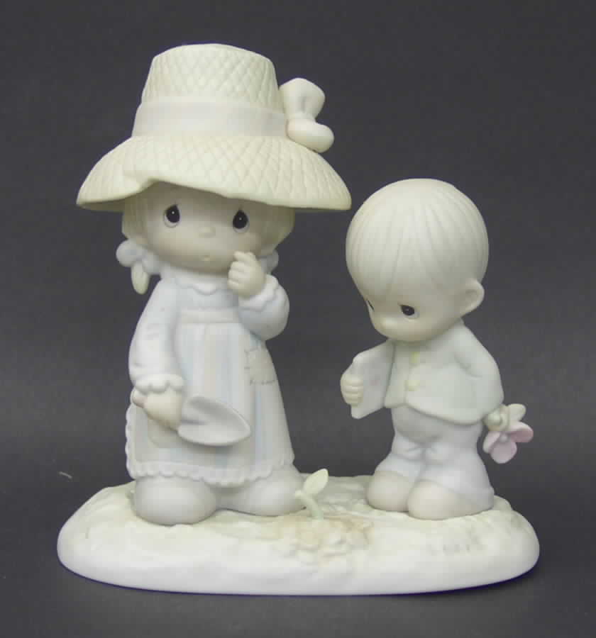 I Picked a Very Special Mom Cedar Tree-I Picked A Very Special Mom - Cedar Tree Trademark, No Box by Precious Moments-1