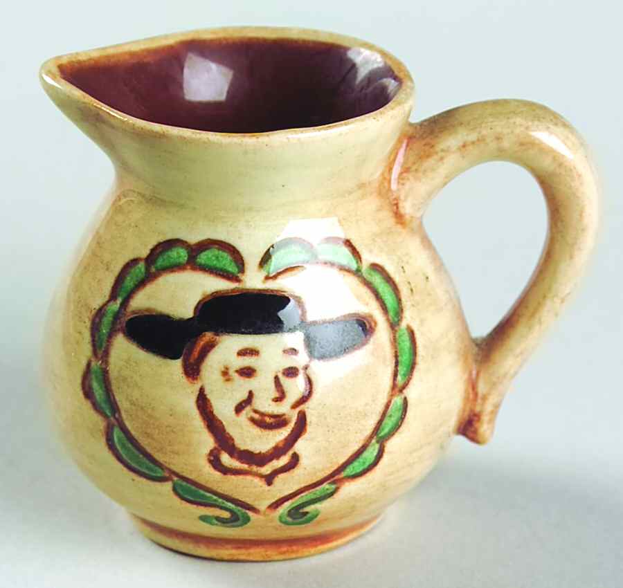 Amish Individual Creamer by Pennsbury-1