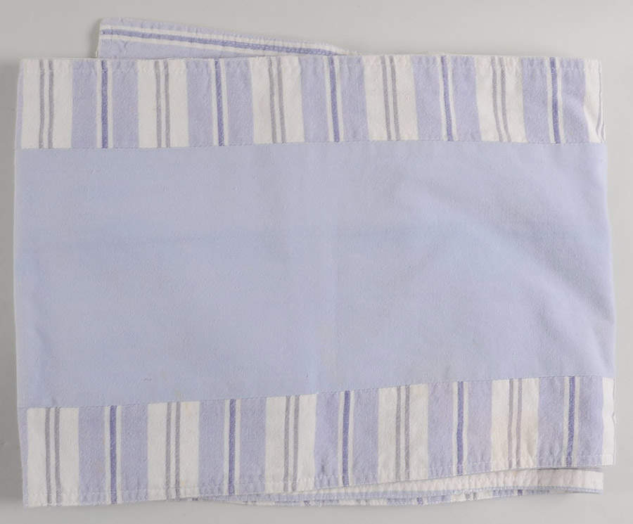 Rio Cloth Table Runner by Pfaltzgraff-1