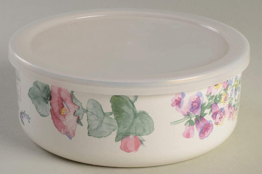 Cape May 6 5/8" Metal Bowl W/Plastic Lid by Pfaltzgraff-1