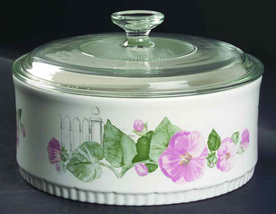 Cape May 2.5 Quart Round Covered Baker by Pfaltzgraff-1