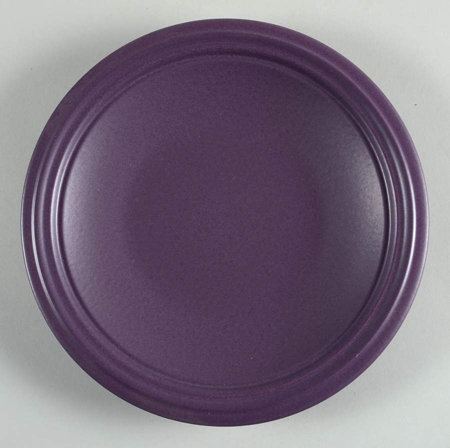 Terrace Plum Luncheon Plate by Pfaltzgraff-1