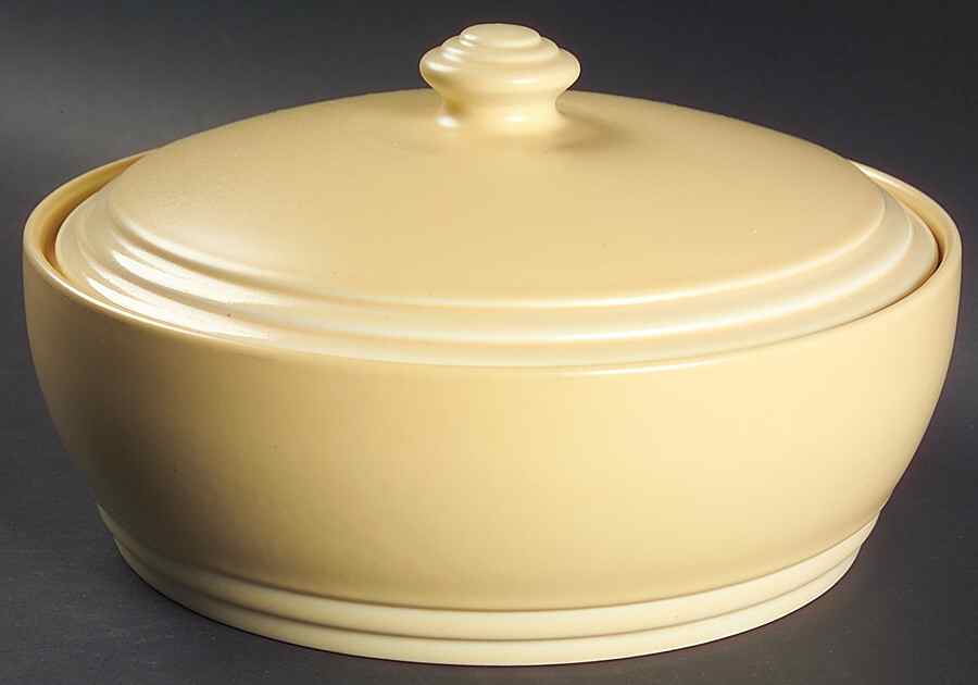 Terrace Buttercream (Yellow) 2 Qt Round Covered Casserole by Pfaltzgraff-1