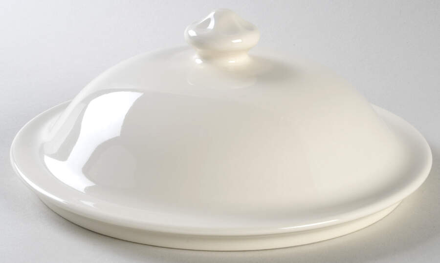 Gatehouse Lid for 2 Qt Round Covered Casserole by Pfaltzgraff-1