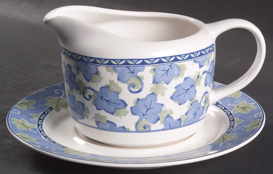 Blue Isle Gravy Boat & Underplate by Pfaltzgraff-1