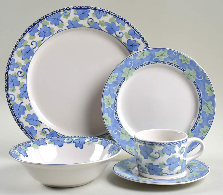 Blue Isle 5 Piece Place Setting by Pfaltzgraff-1
