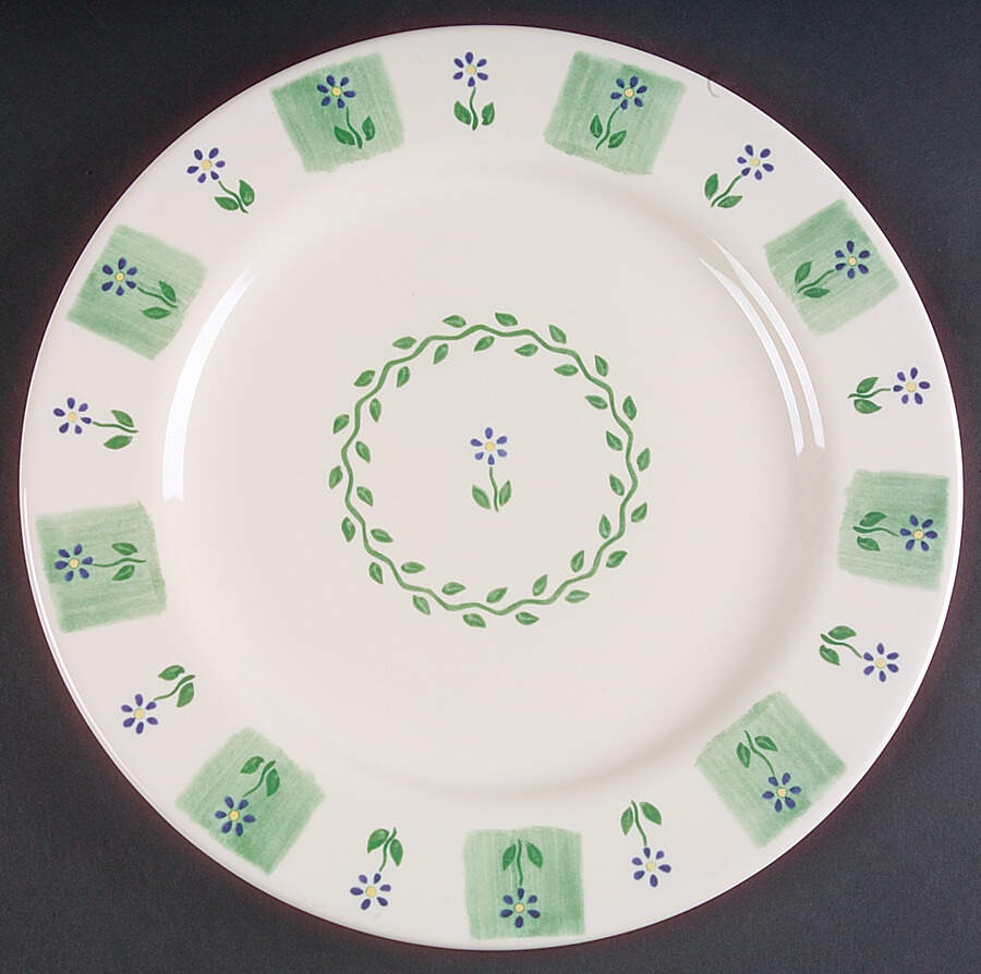 Cloverhill Floral Dinner Plate by Pfaltzgraff-1