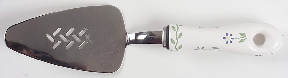 Cloverhill Floral Pie Server with Stainless Blade by Pfaltzgraff-1