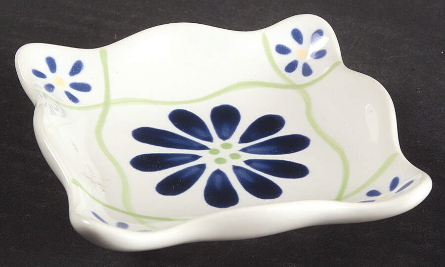 Cloverhill Floral Embossed Side Dish by Pfaltzgraff-1