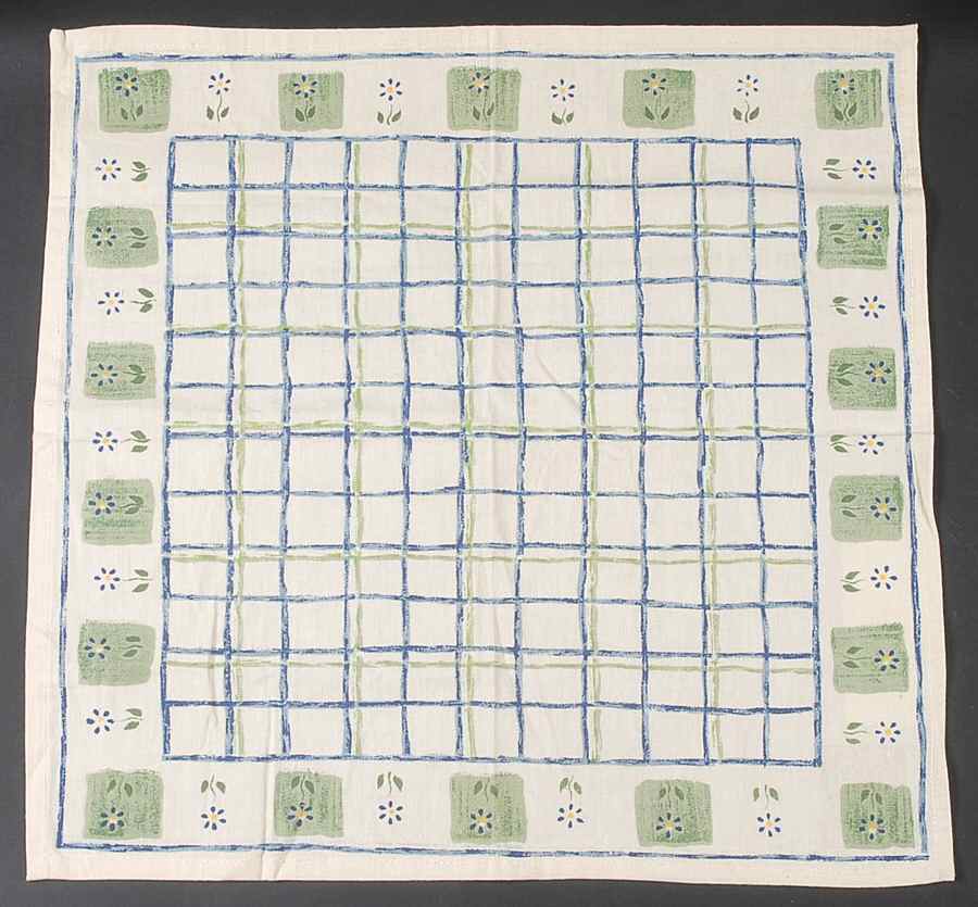 Cloverhill Floral Cloth Napkin by Pfaltzgraff-1