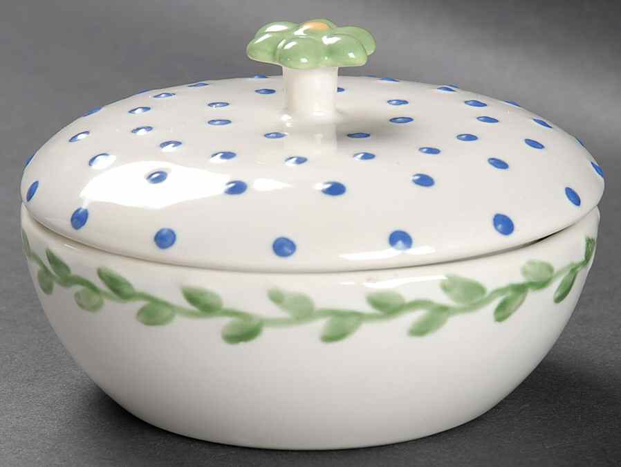 Cloverhill Floral Sculpted Deviled Egg Covered Bowl by Pfaltzgraff-1