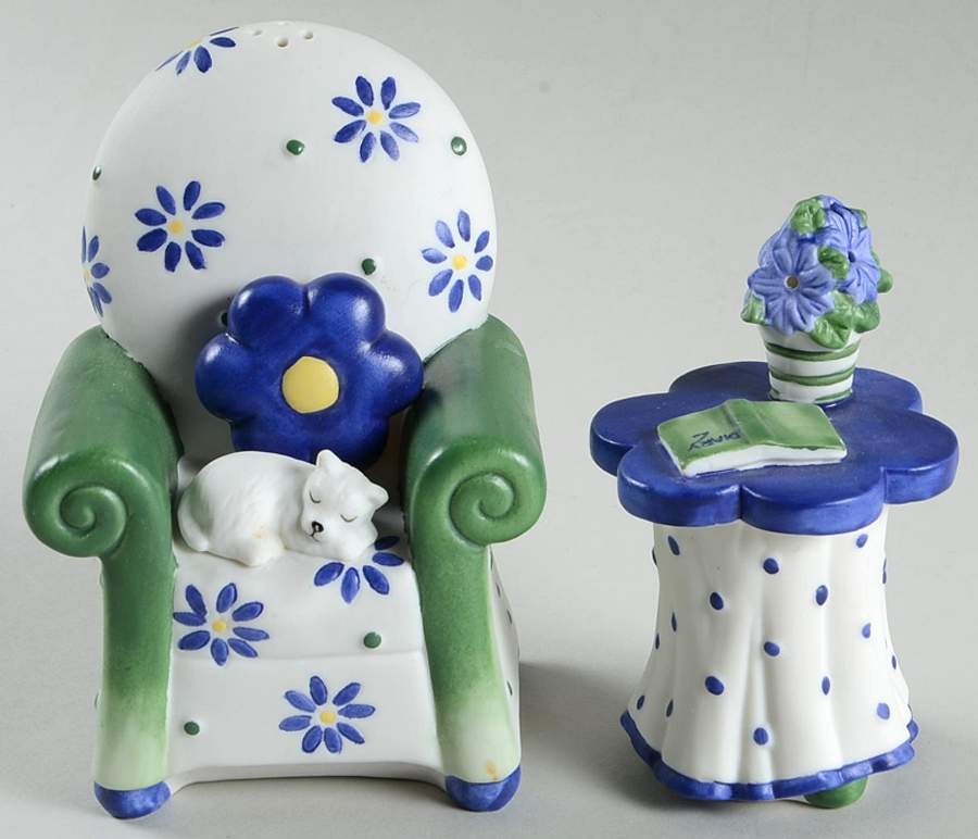 Cloverhill Floral Figural Salt & Pepper Set by Pfaltzgraff-1