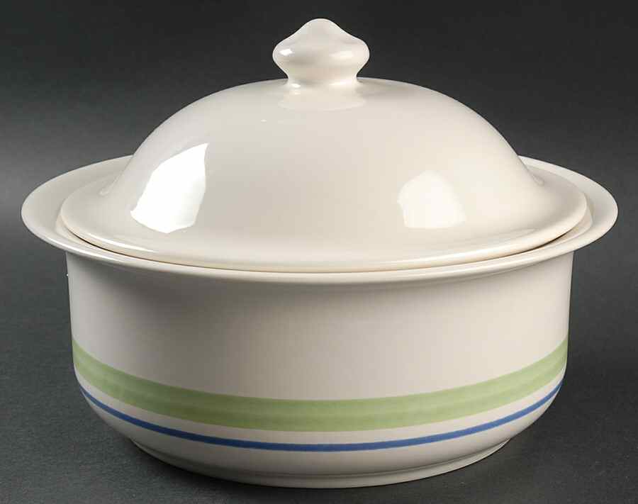 Cloverhill Band 2.5 Qt Round Covered Casserole by Pfaltzgraff-1