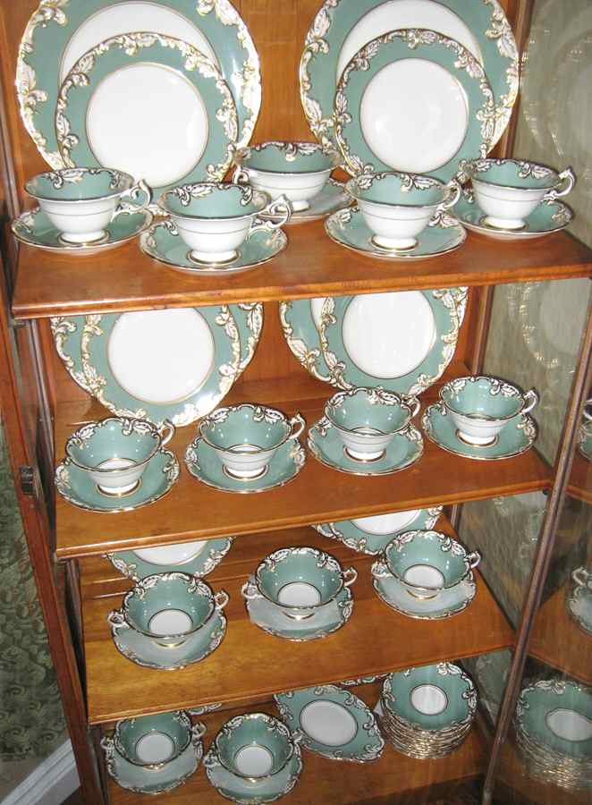Z1202 Footed Cup & Saucer Set by Paragon-1