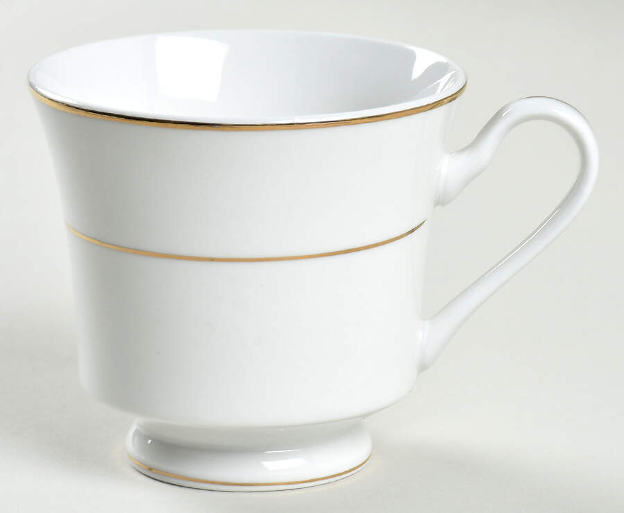 POH1 Footed Cup by Potter & Smith-1