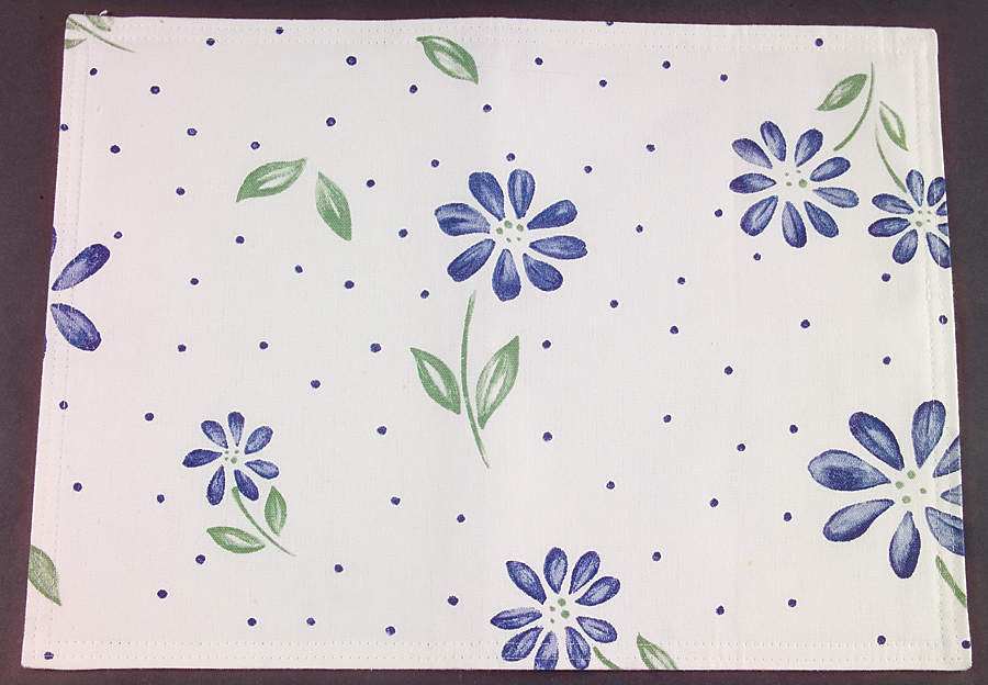 Springwood Reversible Cloth Placemat by Pfaltzgraff-1