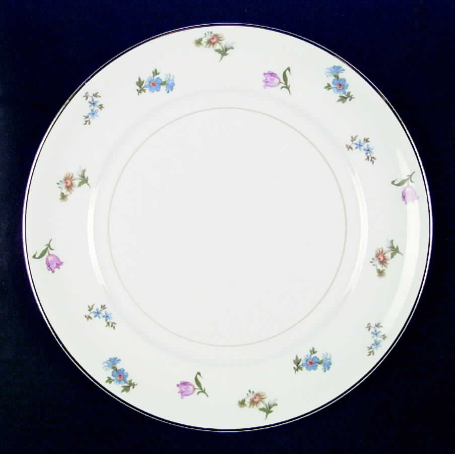Pinafore Revere Dinner Plate by Pope Gosser-1