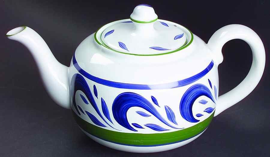 Cascades Teapot & Lid by Presenttense-1