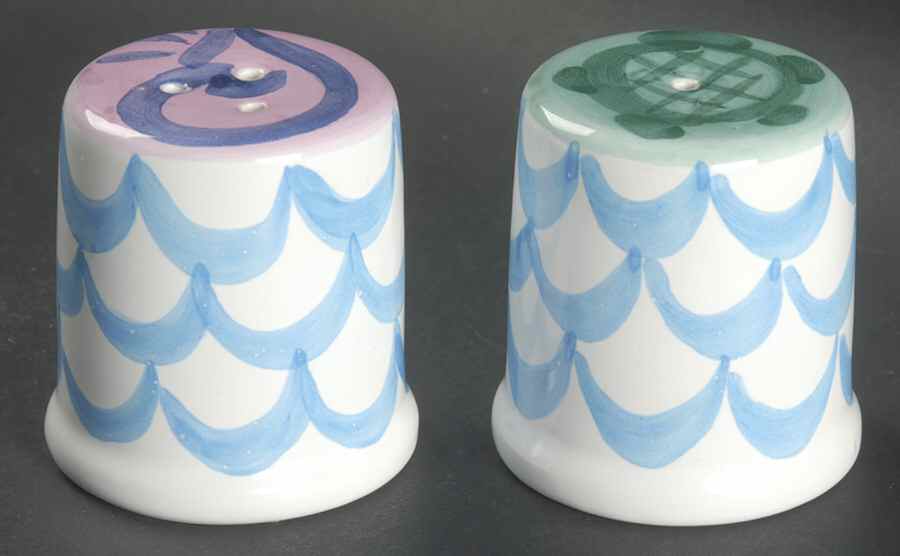 Catalina Salt & Pepper Set by Presenttense-1
