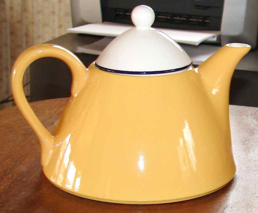 PGN11 Teapot & Lid by Pagnossin-1