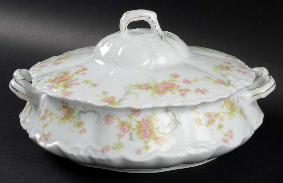 PLE1 Round Covered Vegetable by Peerless (Bavaria)-1