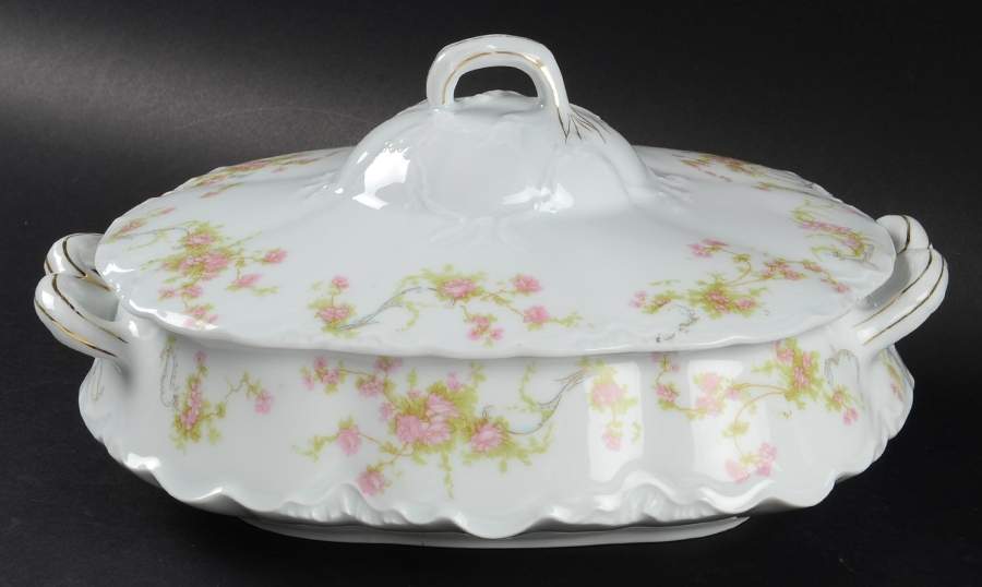 PLE1 Oval Covered Vegetable by Peerless (Bavaria)-1