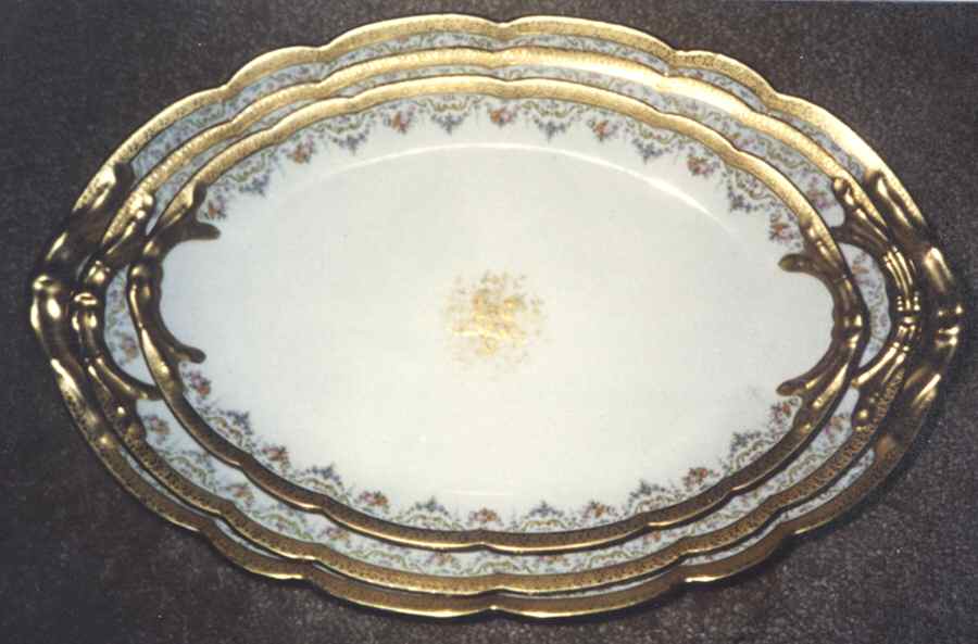 POY129 14" Oval Serving Platter by Jean Pouyat-1