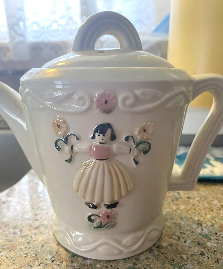 Dutch Boy & Girl Individual Teapot & Lid by Porcelier-1