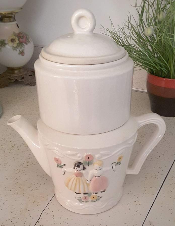 Dutch Boy & Girl Individual Teapot & Lid by Porcelier-1