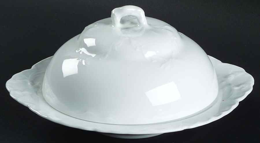 PLE2 Round Covered Butter by Peerless (Bavaria)-1