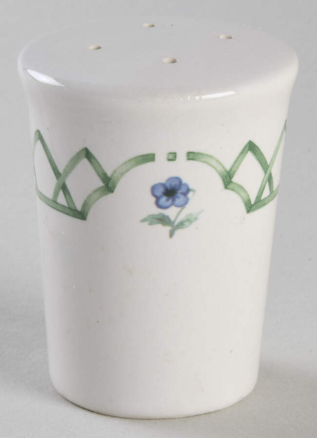 Garden Trellis Pepper Shaker by Pfaltzgraff-1