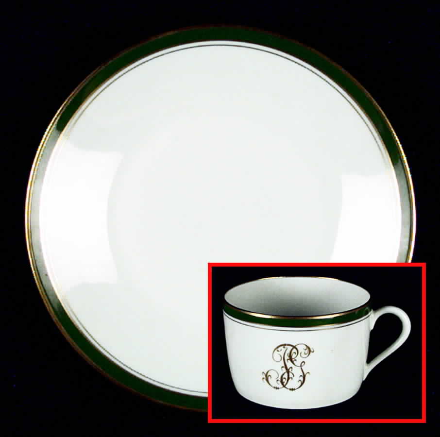 6040 Green Flat Cup & Saucer Set by Porcelaine Lafarge-1