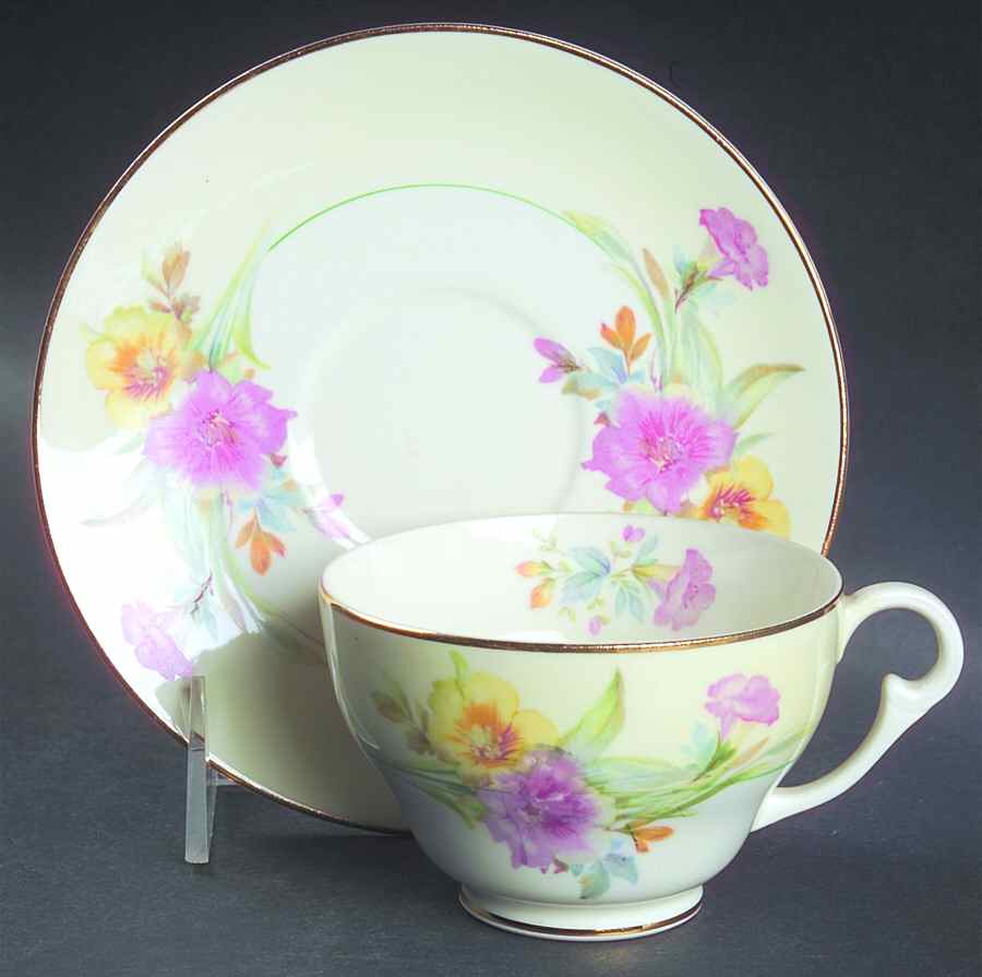 Sylvia Footed Cup & Saucer Set by Pope Gosser-1