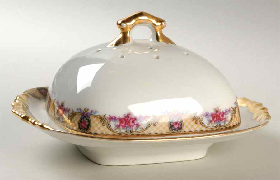 POY143 Muffin Dish & Lid by Jean Pouyat-1