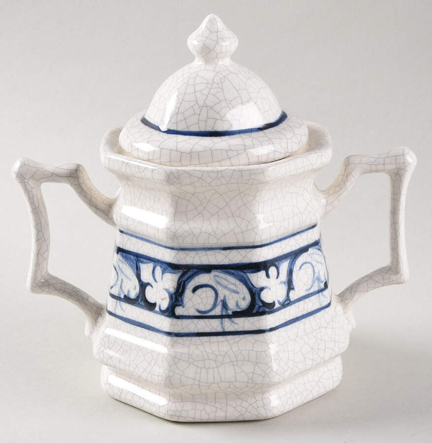 Dedham Rabbit Sugar Bowl & Lid by Potting Shed-1