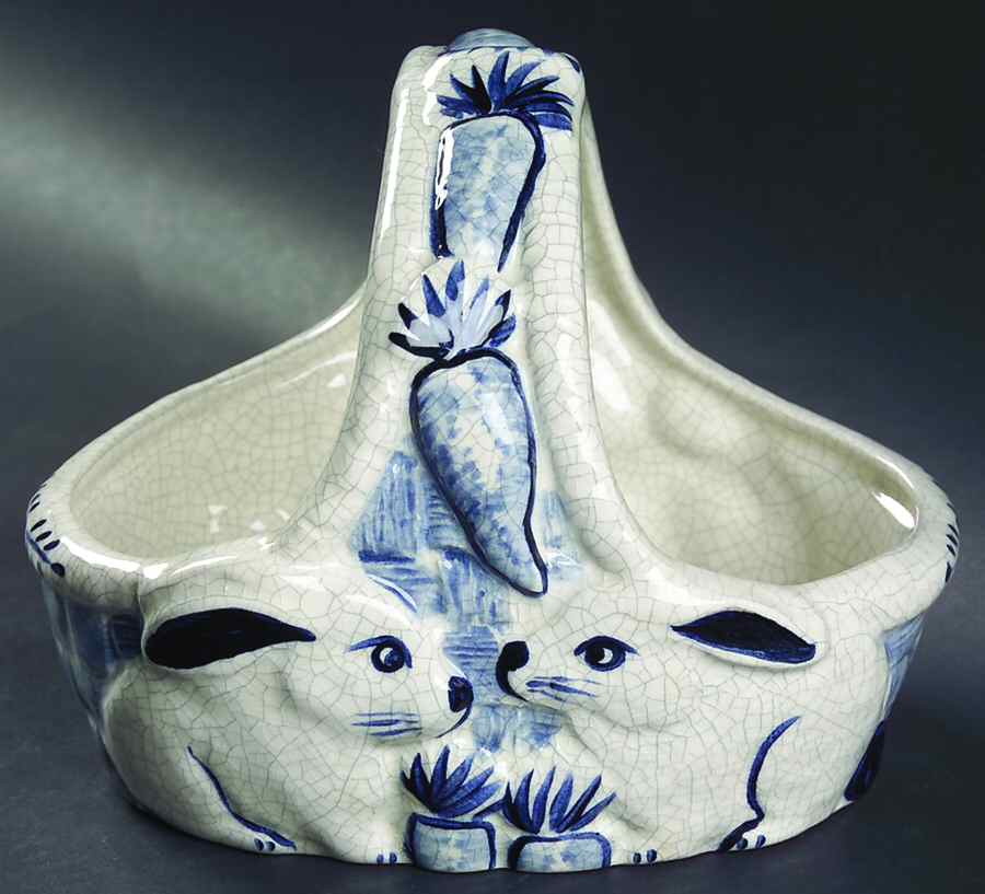 Dedham Rabbit 7" Handled Basket by Potting Shed-1