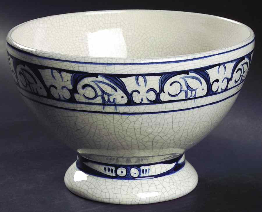 Dedham Rabbit Large Footed Fruit Bowl by Potting Shed-1