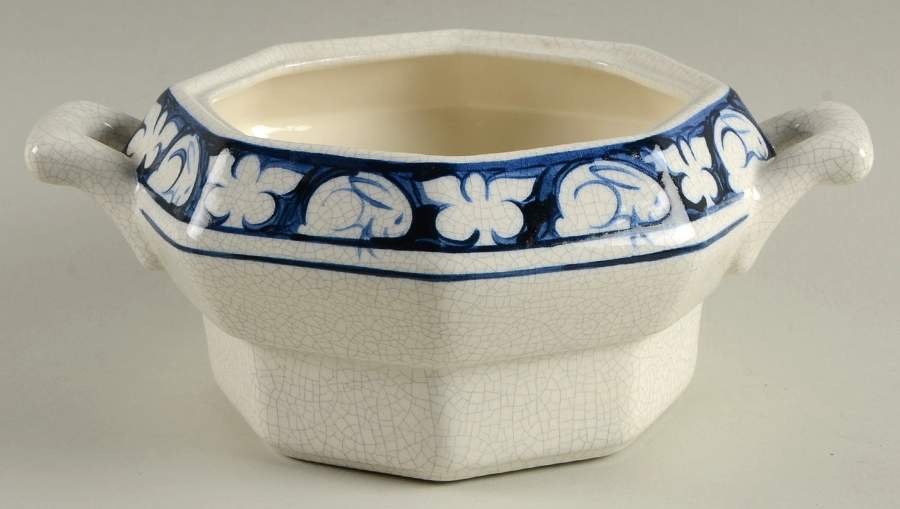 Dedham Rabbit Octagonal Tureen No Lid by Potting Shed-1