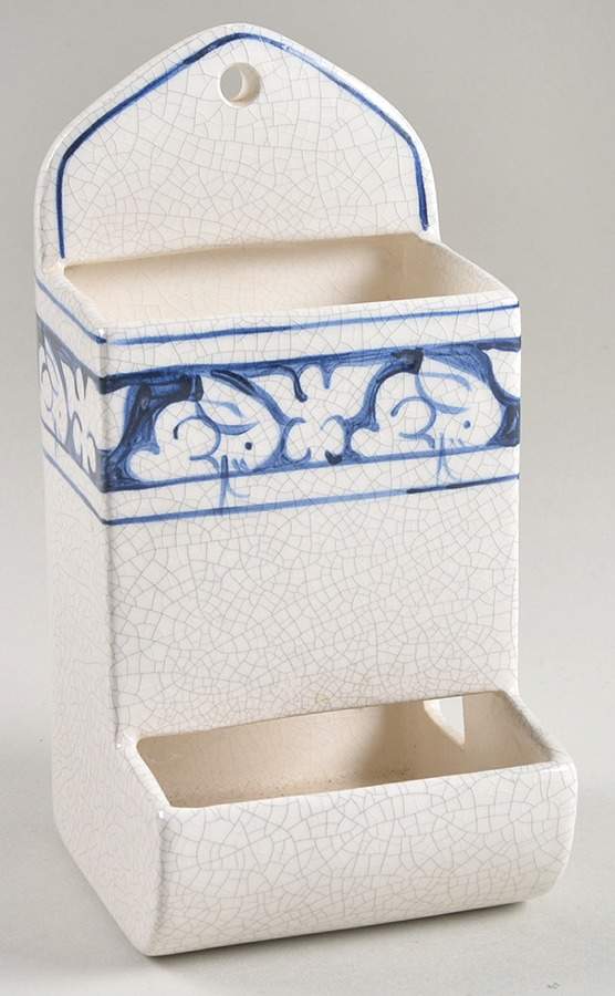 Dedham Rabbit Match Box Holder by Potting Shed-1