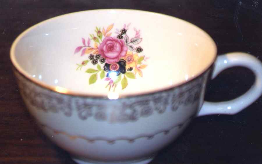 Bonnie Flat Cup by Paden City-1