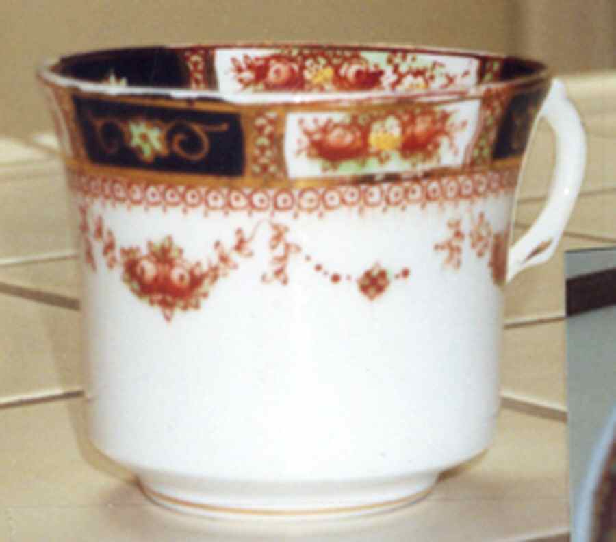 726 Flat Cup by Park Place (England)-1