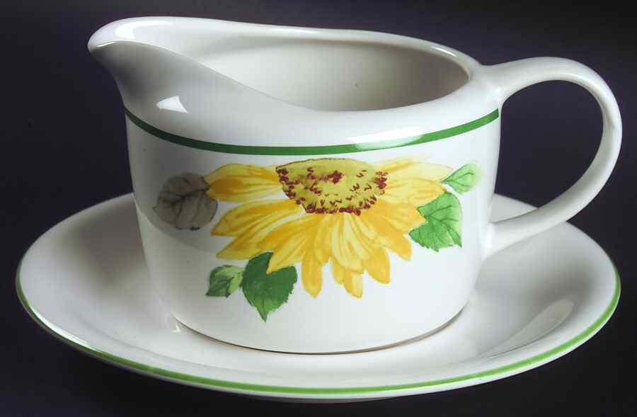 Garden Breeze Gravy Boat & Underplate by Pfaltzgraff-1