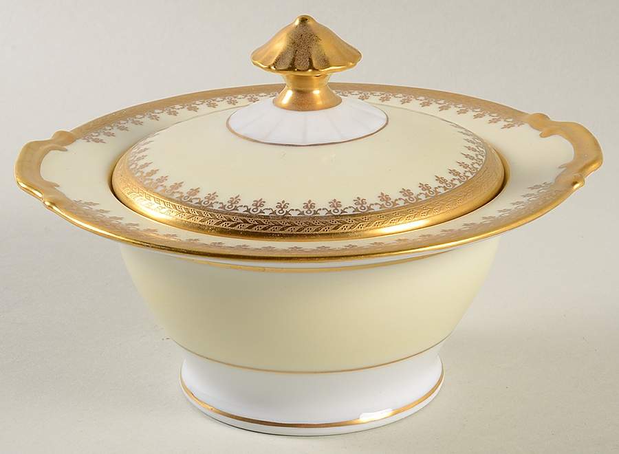 PIC25 Sugar Bowl & Lid by Pickard-1