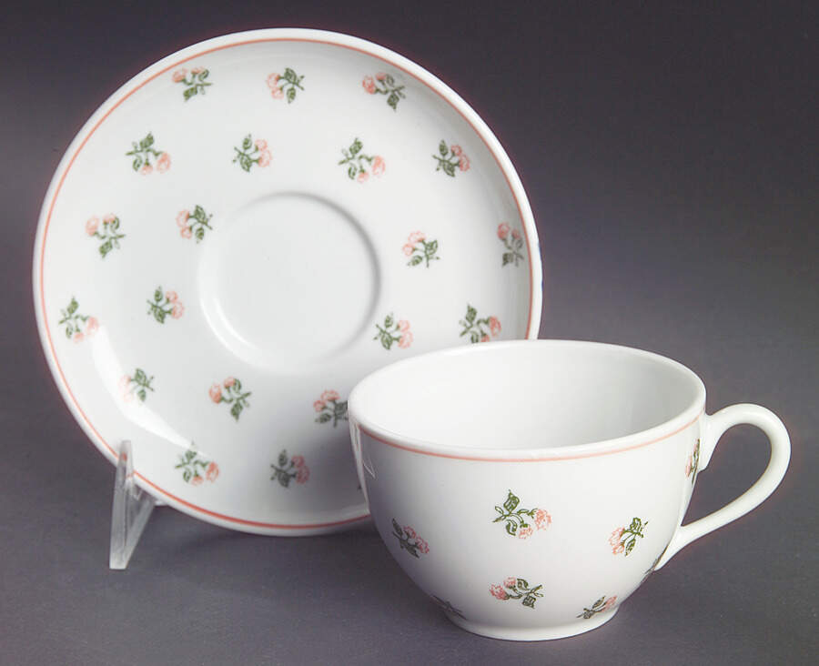 PIL3 Flat Cup & Saucer Set by Pillivuyt-1