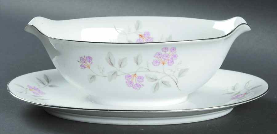 Contessa Gravy Boat with Attached Underplate by Princess (Japan)-1