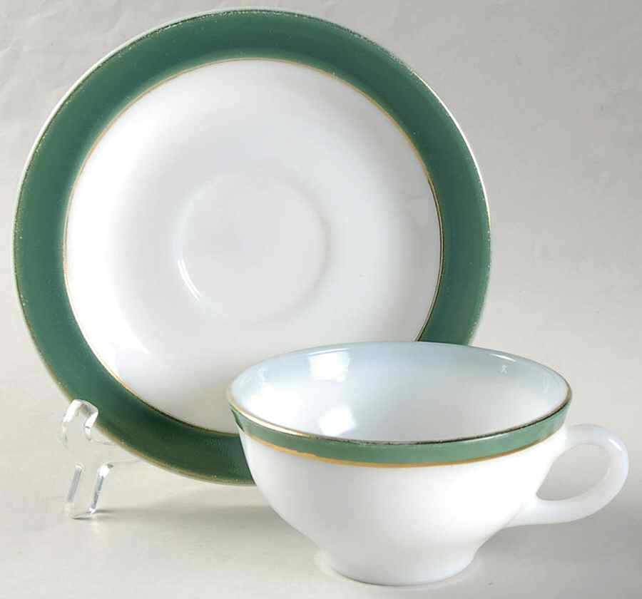 PYR11 Flat Cup & Saucer Set by Pyrex-1