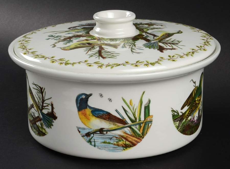Birds of Britain 1.75 Qt Round Covered Casserole by Portmeirion-1